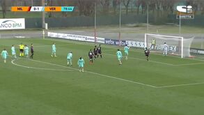 O defesa estava a dormir? O insólito penálti que marca o fim de semana em Itália