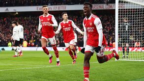 Arsenal-Man. United, 3-2: Gunners seguros no topo