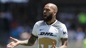 Família de Dani Alves diz que 