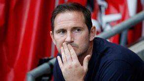 Everton oficializa saída de Frank Lampard devido aos maus resultados