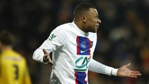 Pays de Cassel-Paris SG, 0-7: Mbappé inspirado no passeio parisiense