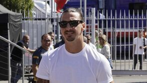 Ibrahimovic  já trabalha no relvado