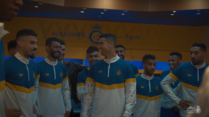 O que não se viu da estreia de Ronaldo pelo Al Nassr: até houve camisolas do Sporting no estádio