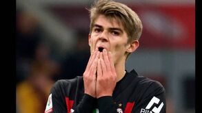De Ketelaere tarda em mostrar serviço: Jovem médio belga do Milan ainda não faturou