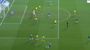 Grande centro de Nuno Santos e Paulinho a bisar no Arouca-Sporting