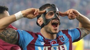 Na Turquia parece um bicho: Marc Bartra em grande destaque ao serviço do Trabzonspor