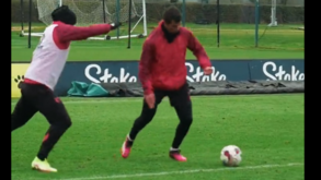 Henrique Araújo já fatura ao serviço do Watford: benfiquista de pé quente no treino