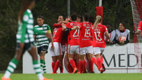 Benfica vence 6º dérbi seguido com o Sporting e fica mais perto da final da Taça da Liga