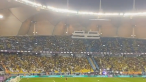 Adeptos adversários do Al Nassr gritam no estádio o nome de... Messi!