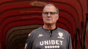 Bielsa rejeitou assumir a equipa principal do Everton e pediu para orientar... os sub-21