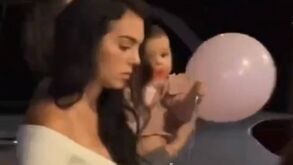 Ronaldo e Georgina vão jantar fora em dia de aniversário da modelo e é a loucura em Riade