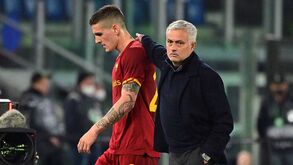 Mourinho: «Parece que tinha razão. O Zaniolo vai ficar cá... infelizmente»