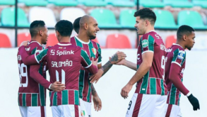 E. Amadora-Feirense, 4-1: Goleada vale aproximação ao 2º lugar