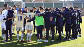 FC Porto volta a escorregar