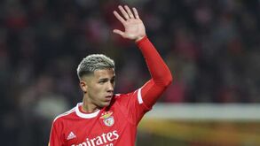 Enzo Fernández prefere sair