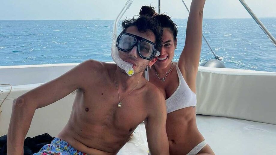 Francesca Sofia Novello em férias tropicais