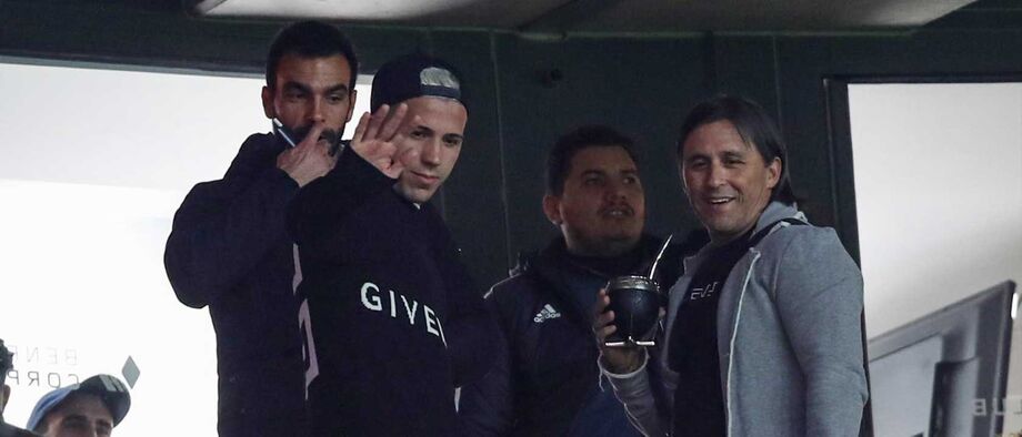 Enzo Fernández volta a ser opção