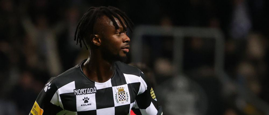 A crónica do Boavista-Gil Vicente, 1-0: Pantera ergue-se com susto no fim