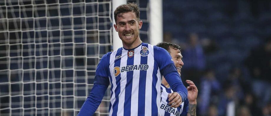 A crónica do FC Porto-Arouca, 4-0: Taça de Martínez com três pedras