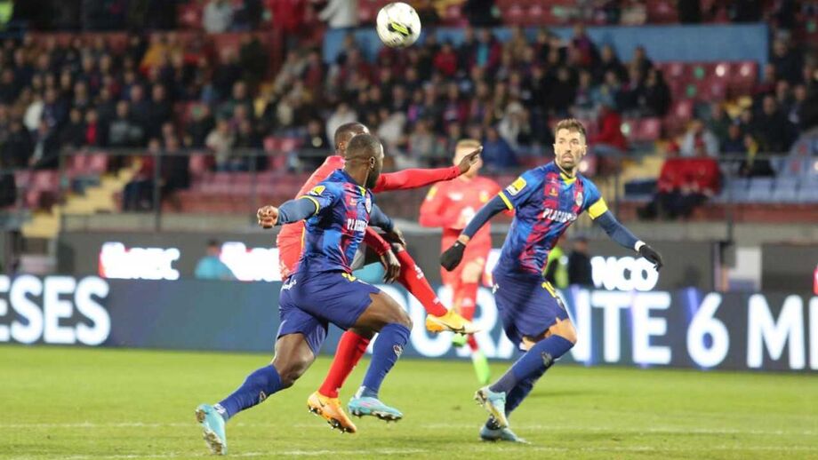 A crónica do Chaves-Arouca, 1-1: brinde ao empate no balcão do VAR 