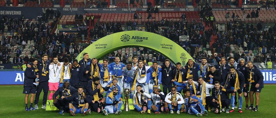 A crónica do Sporting-FC Porto, 0-2: saber aproveitar foi a receita portista