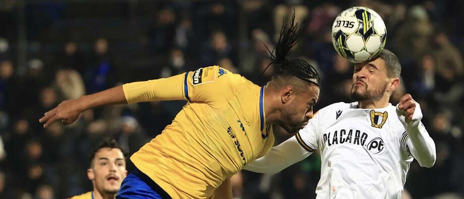 A crónica do Famalicão-Estoril, 1-0: fugiram da linha pela autoestrada 