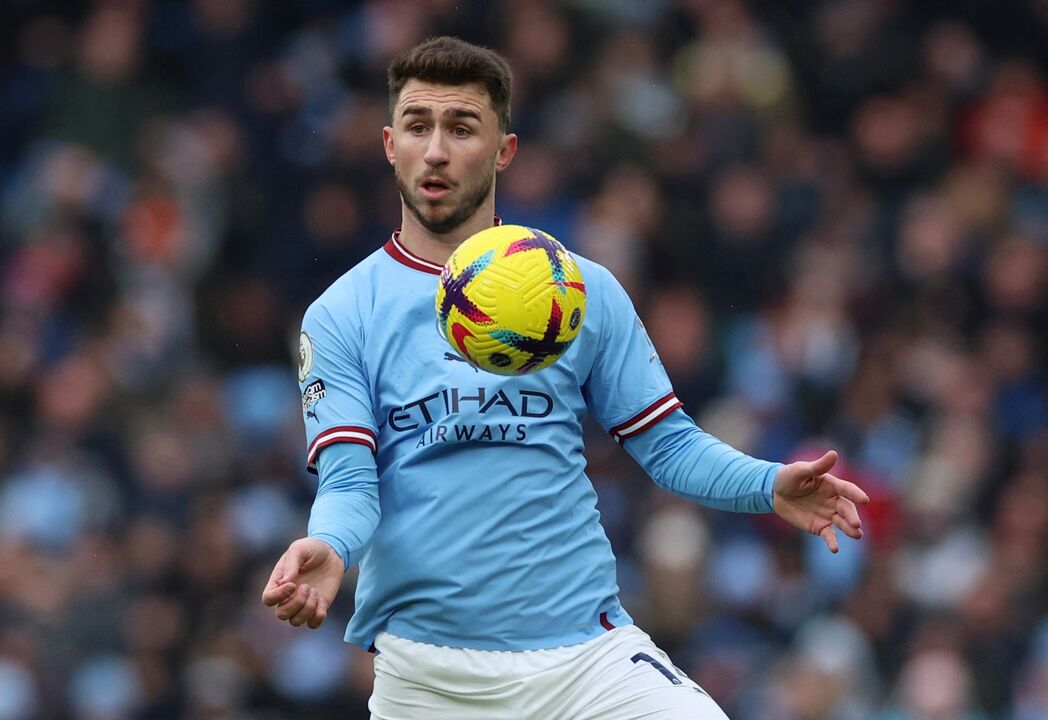 Laporte - 6,994 milhões de euros/época