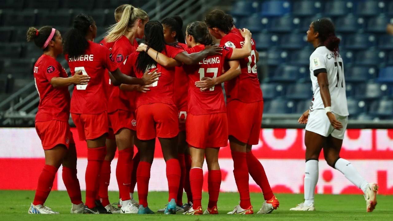 Lena Pauels: «Significa muito para nós disputar um jogo de Champions no  Estádio da Luz» - Futebol Feminino - Jornal Record