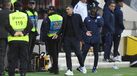 Sérgio Conceição viu amarelo e logo depois vermelho direto no Marítimo-FC Porto: dragão sem treinador principal... e adjunto