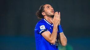 Polémica no Irão: ex-capitão do Esteghlal fez penálti contra o Sepahan, saiu e juntou-se... ao Sepahan
