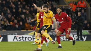 Liverpool devorado pelos lobos