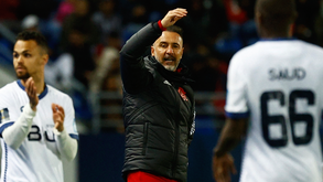 Gabigol justifica eliminação do Flamengo com a recém-chegada de Vítor Pereira: «É claro que influencia»