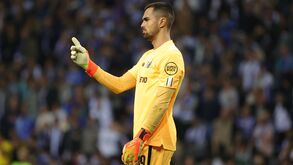 Diogo Costa volta à super defesa