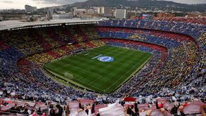 O que pode acontecer ao Barcelona depois do inquérito aberto pela UEFA? Explicador sobre todas as questões que se levantam