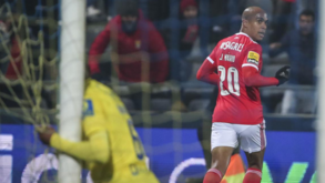 O resumo do Arouca-Benfica: golos, casos e outros lances