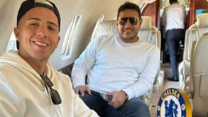 Enzo Fernández embarca para Londres