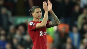 Darwin fala da adaptação ao Liverpool e compara com Benfica: «O primeiro ano correu-me muito mal»