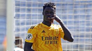 Djú assinou pelo Midtjylland mas vai continuar encostado no Seixal até final da época