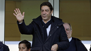 Rui Costa explica por que não substituiu Enzo: «Um jogador que valha 10 M€ passa a valer 50 M€...»