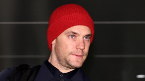 Neuer critica Bayern por ter dispensado o padrinho de casamento: «Foi como se me tivessem arrancado o coração...»