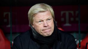 Oliver Kahn responde a críticas de Neuer: «Não fazem justiça ao seu estatuto de capitão»