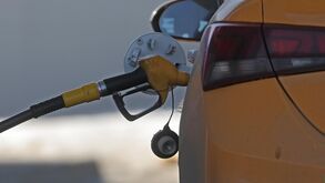 Combustíveis ficam mais baratos. Menos 8 cêntimos no gasóleo e 4 na gasolina