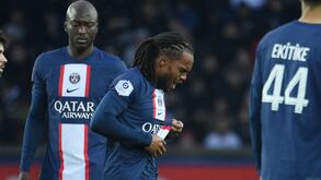 Lesão volta a parar Renato Sanches: problemas físicos chegaram a impedi-lo de rumar ao Barcelona
