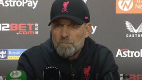 Klopp recusa-se a responder a jornalista em momento tenso após derrota: «Sabes bem porquê»