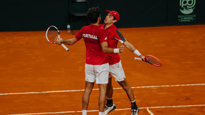 Taça Davis: Dupla portuguesa vence e passa a decisão da eliminatória para João Sousa