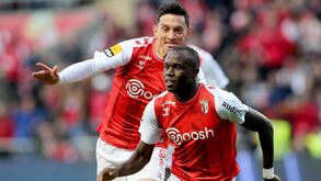 Bruma bisou na estreia pelo Sp. Braga: segundo golo obtido após grande arrancada e com ajuda do guarda-redes