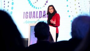 Ana Catarina Mendes: «A igualdade só se cumpre quando homens e mulheres a defenderem em conjunto»