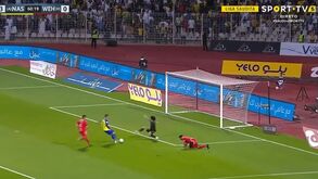 O quarto golo de Cristiano Ronaldo no Al Wehda-Al Nassr: fugiu novamente pela direita e marcou na recarga