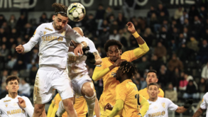 A crónica do V. Guimarães-Portimonense, 1-0: Varela a assistir em plena Zona J