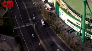 Imagens de drone mostram chegada de autocarro do FC Porto a Alvalade